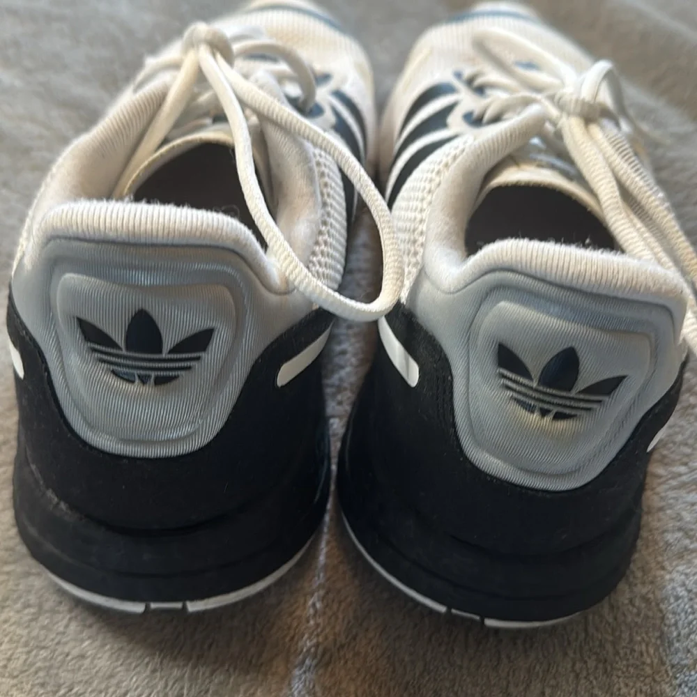 Adidas ZX 1K Boost White Black Running Shoe Sz 10